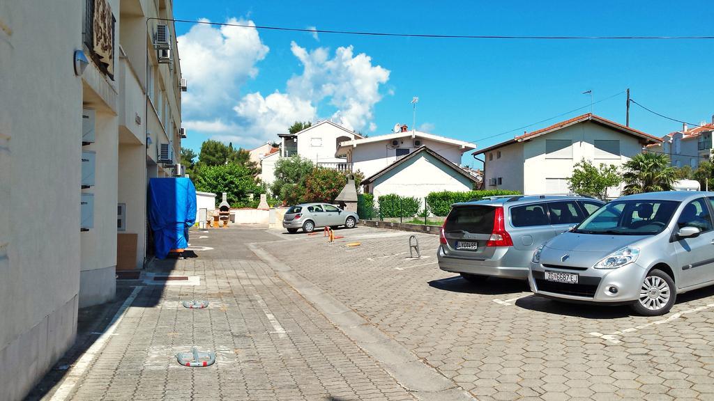 Beach Apartment Sveti Filip I Jakov - Turanj Exterior photo