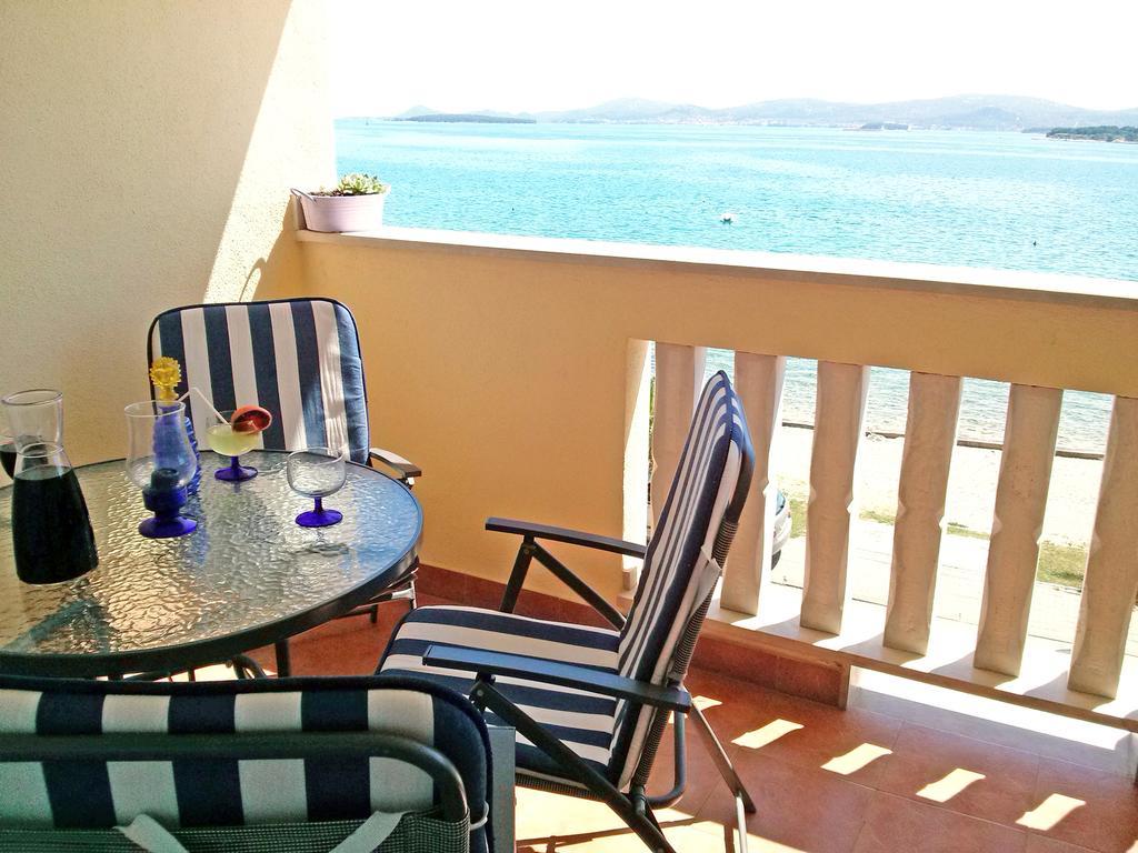 Beach Apartment Sveti Filip I Jakov - Turanj Exterior photo